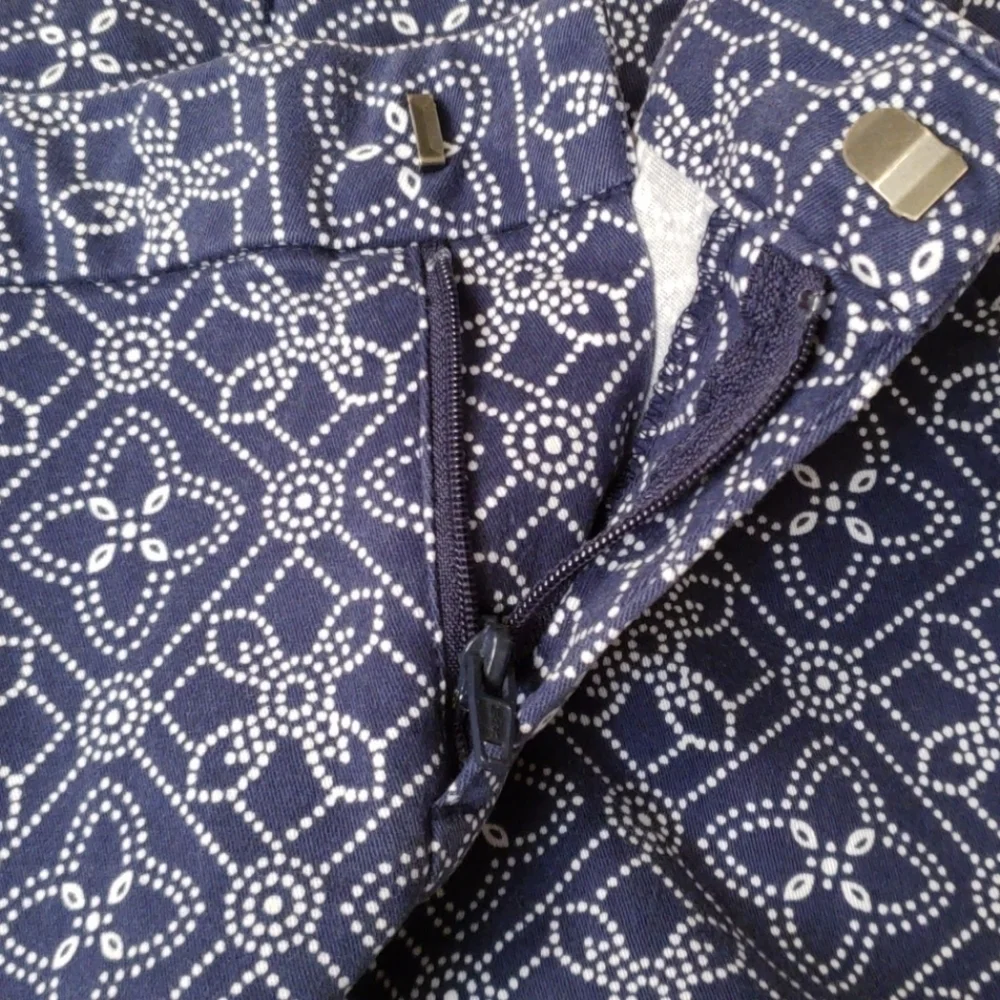 Cherokee Blue/White Print Shorts NWT